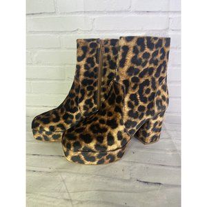 Urban Outfitters UO Olivia Leopard Print Platform Side Zip Boots Womens Size 8